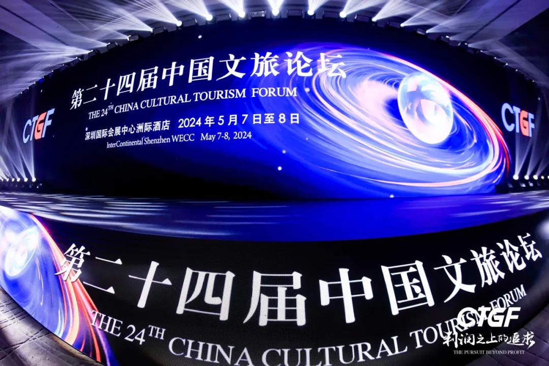 在現(xiàn)場(chǎng)| 浪漫香氣的自由詩(shī)，讓詩(shī)更近，讓遠(yuǎn)方更遠(yuǎn)